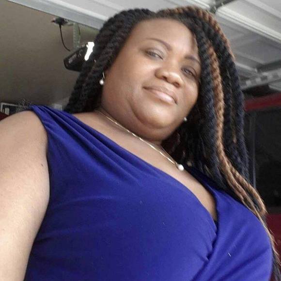 Meet your Posher, Nadou - Picture 1 of 1